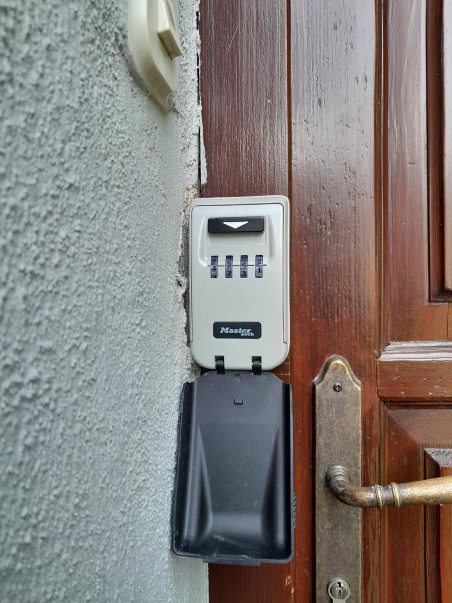 Gm Apartment, Free Private Parking Zagreb Eksteriør bilde